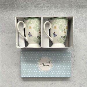 NWT Green and White Butterfly Mug Set